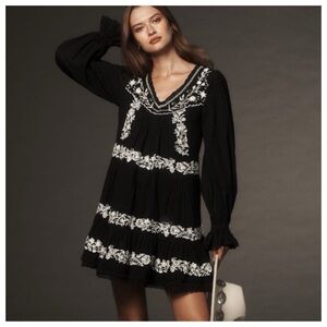 Anthropologie Black Dress with White Floral Embroidery Nwt size Med
